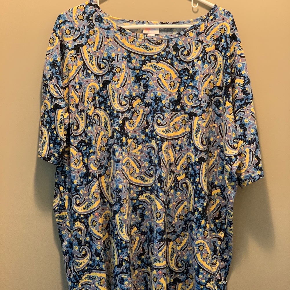 LuLaRoe Irma size L